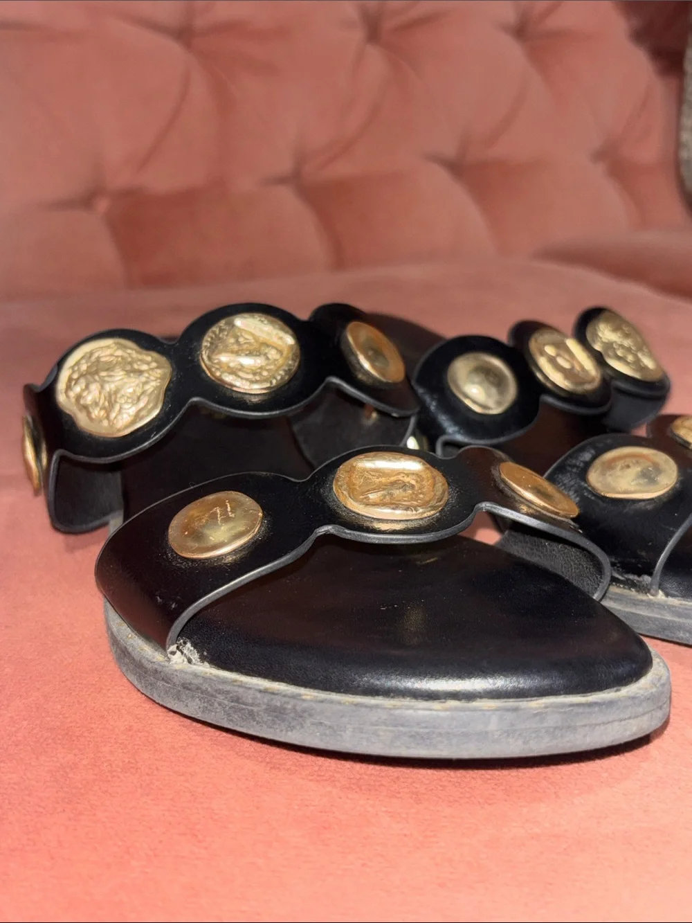 Black/gold medallion slip on slide flat sandals scalloped coin two strap 6.5